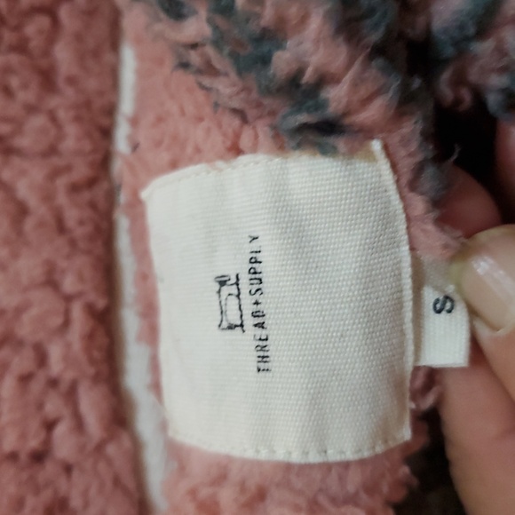 Thread & Supply Multicolor Check Plaid Teddy Jacket Size S - Picture 9 of 11